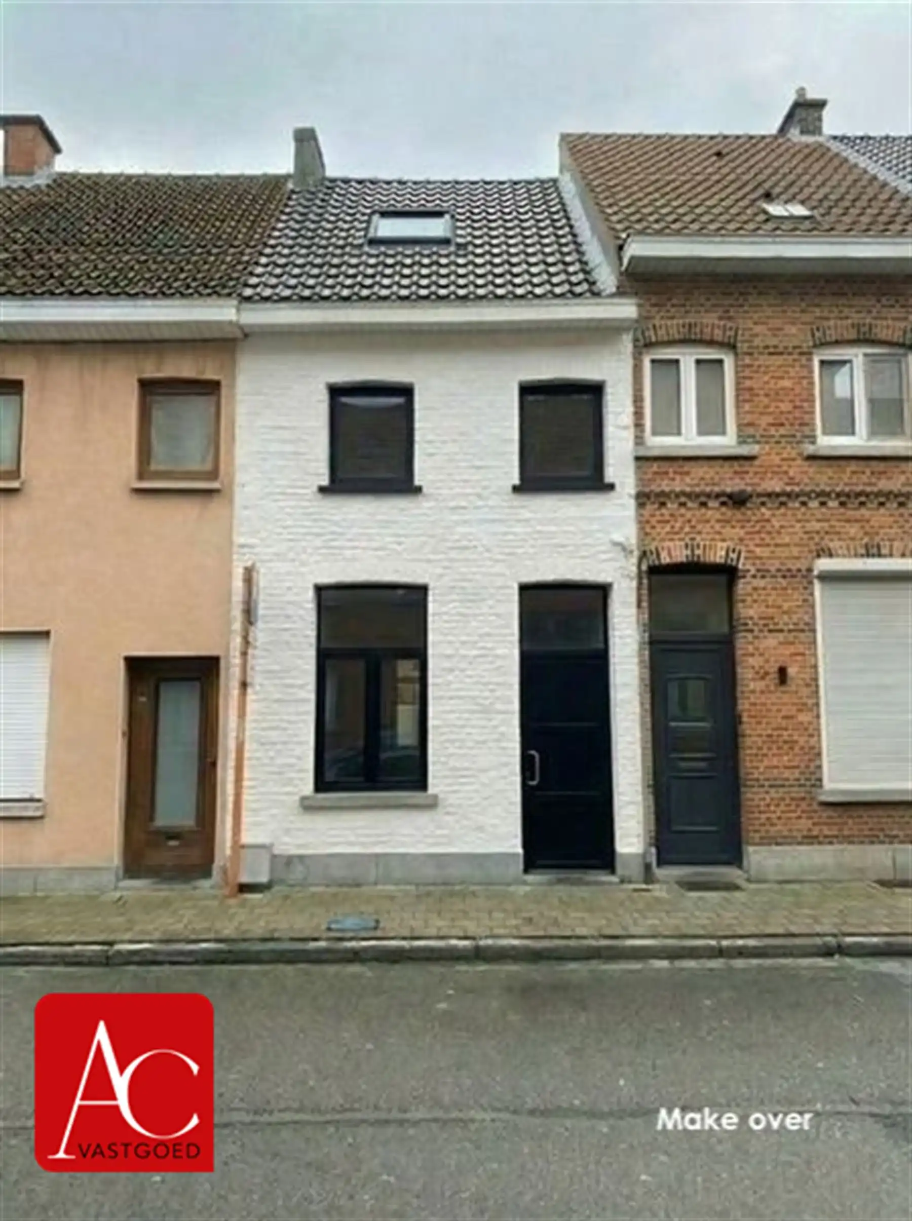 Hoofdfoto van de publicatie: Totaal te renoveren starterswoning