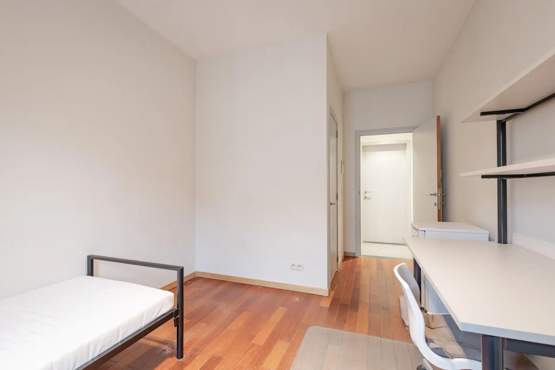 Studentenkamer eigen sanitair op toplocatie in Leuven! foto 5