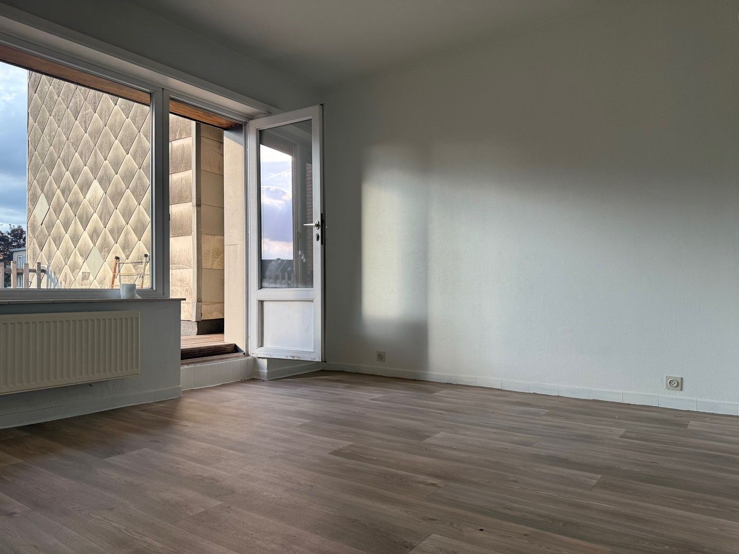 Lichtrijk appartement met terras en garagebox - AFSPRAAK MAKEN VIA MELINA@M3MAKELAARS.BE foto 9