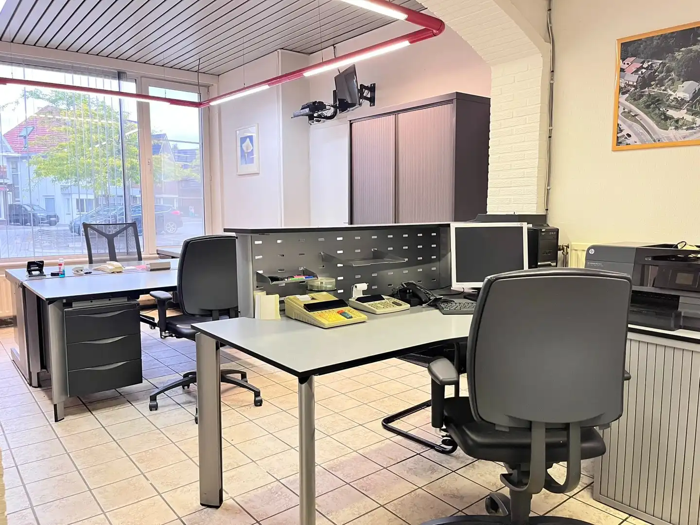 Gelijkvloerse koel- en handelsruimtes met laad- en loskade foto 25