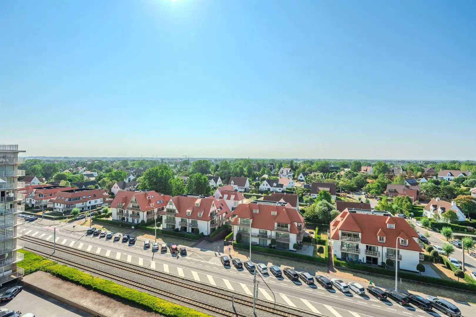 Ruim vernieuwd appartement zuidgericht met unieke zichten foto 25
