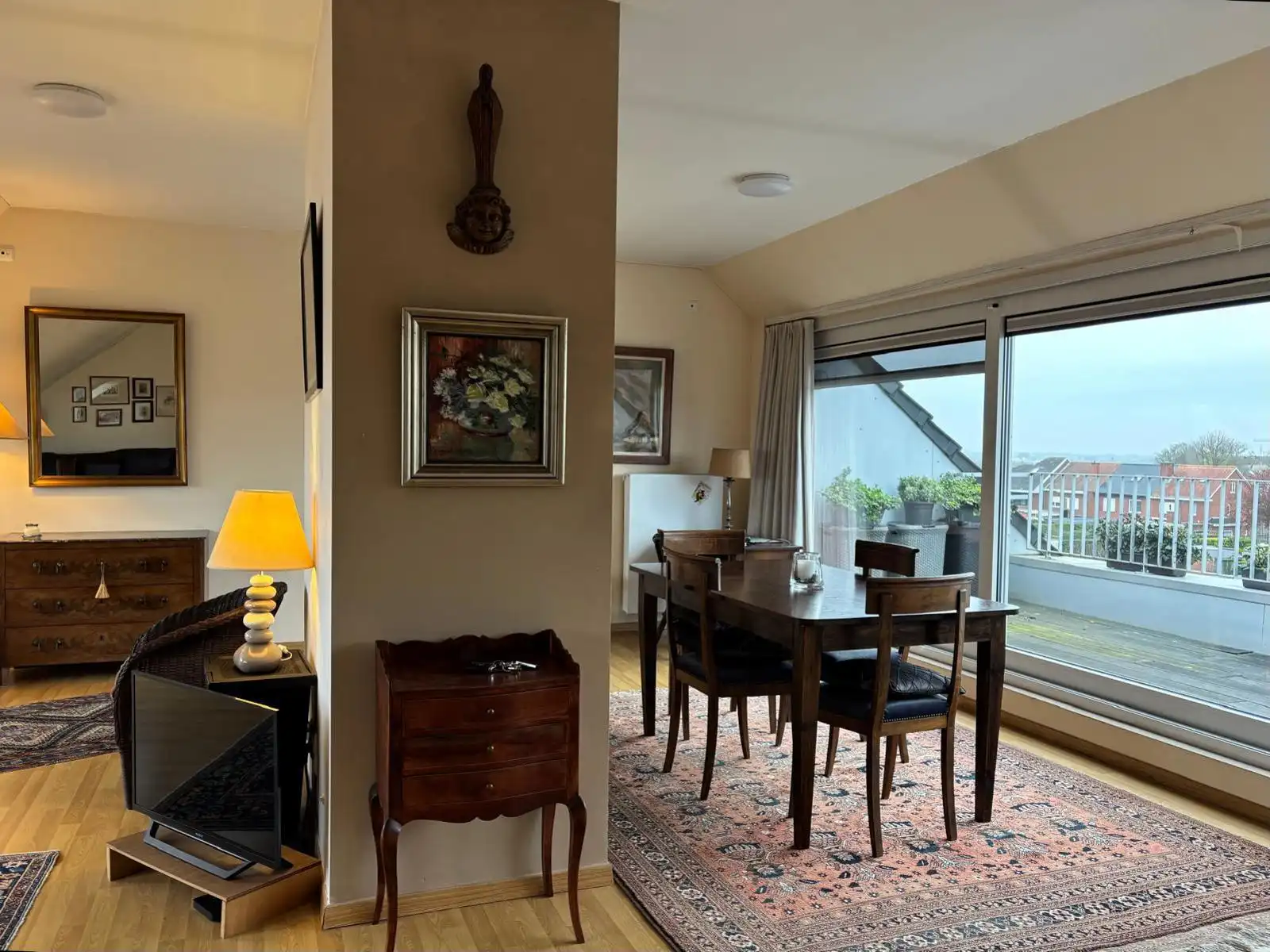 Ruim dakappartement in het centrum van Tielt.  foto 6