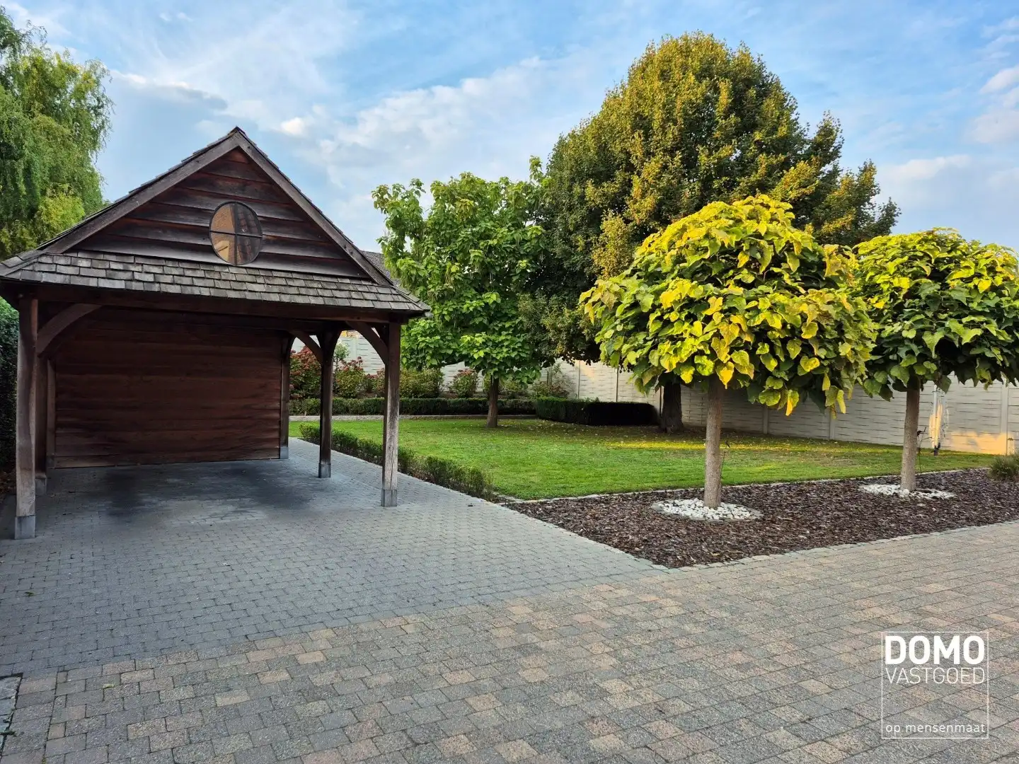 Warme gezinswoning met prachtige tuin in hartje Kortessem foto 13