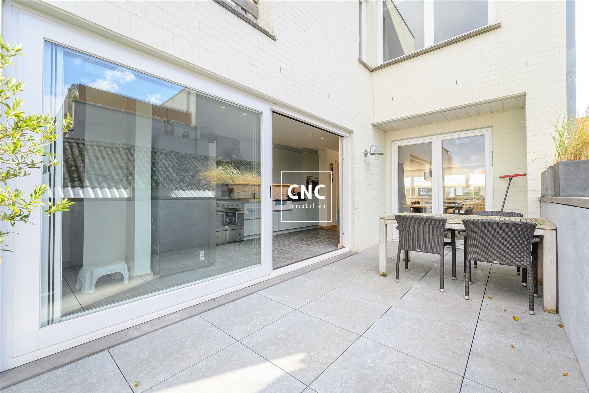 Instapklare bel-étagewoning op rustige ligging te Duinbergen foto 7