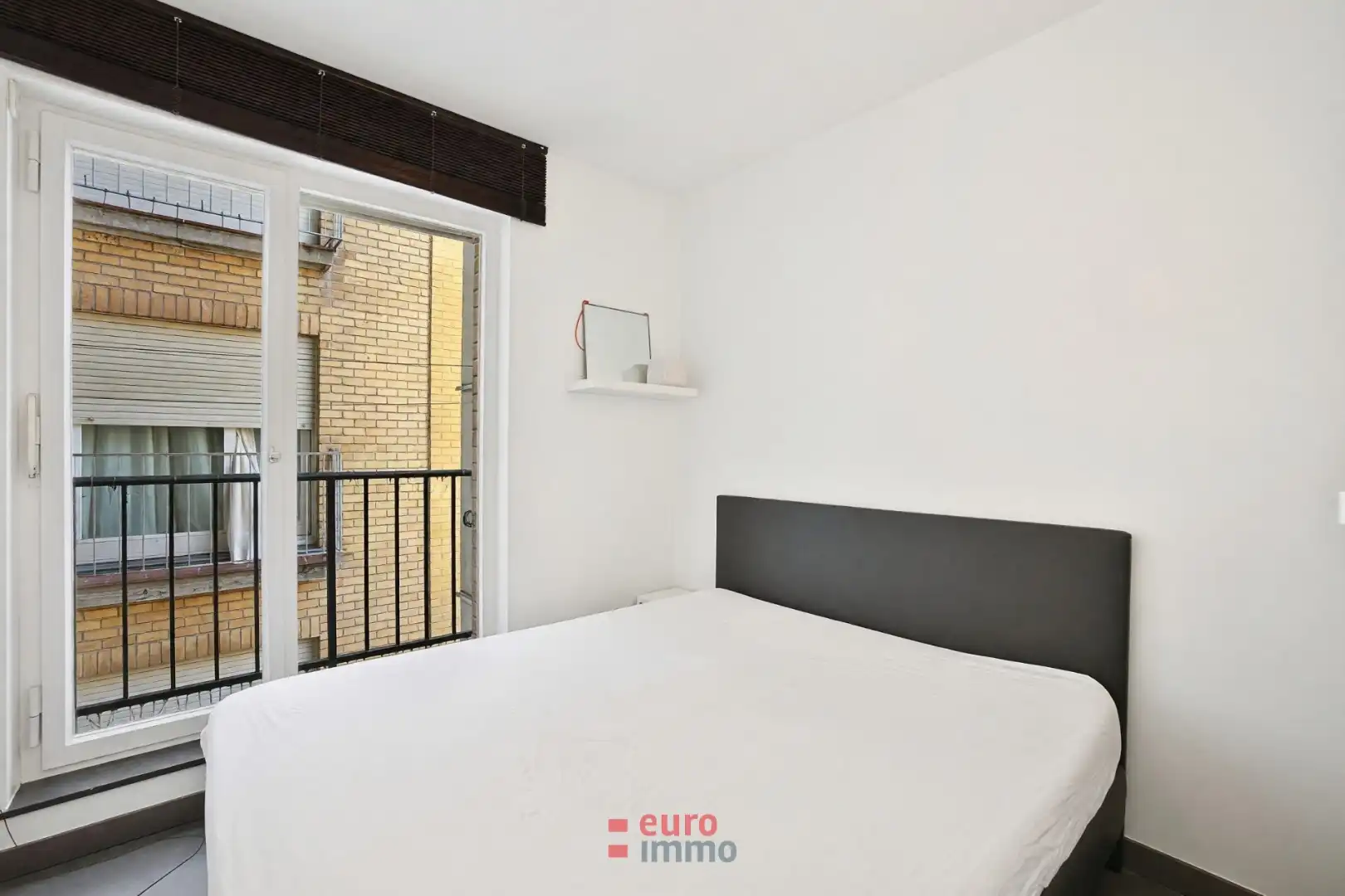 Super gelegen appartement met 1 slaapkamer! foto 8