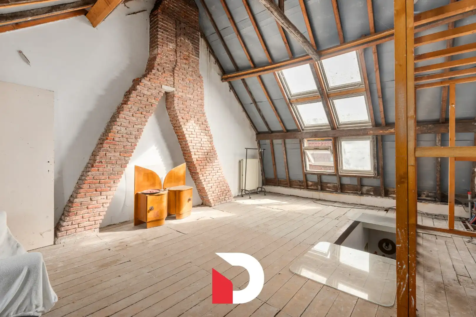 Karaktervolle woning met uitzonderlijk potentieel in hartje Brugge foto 11
