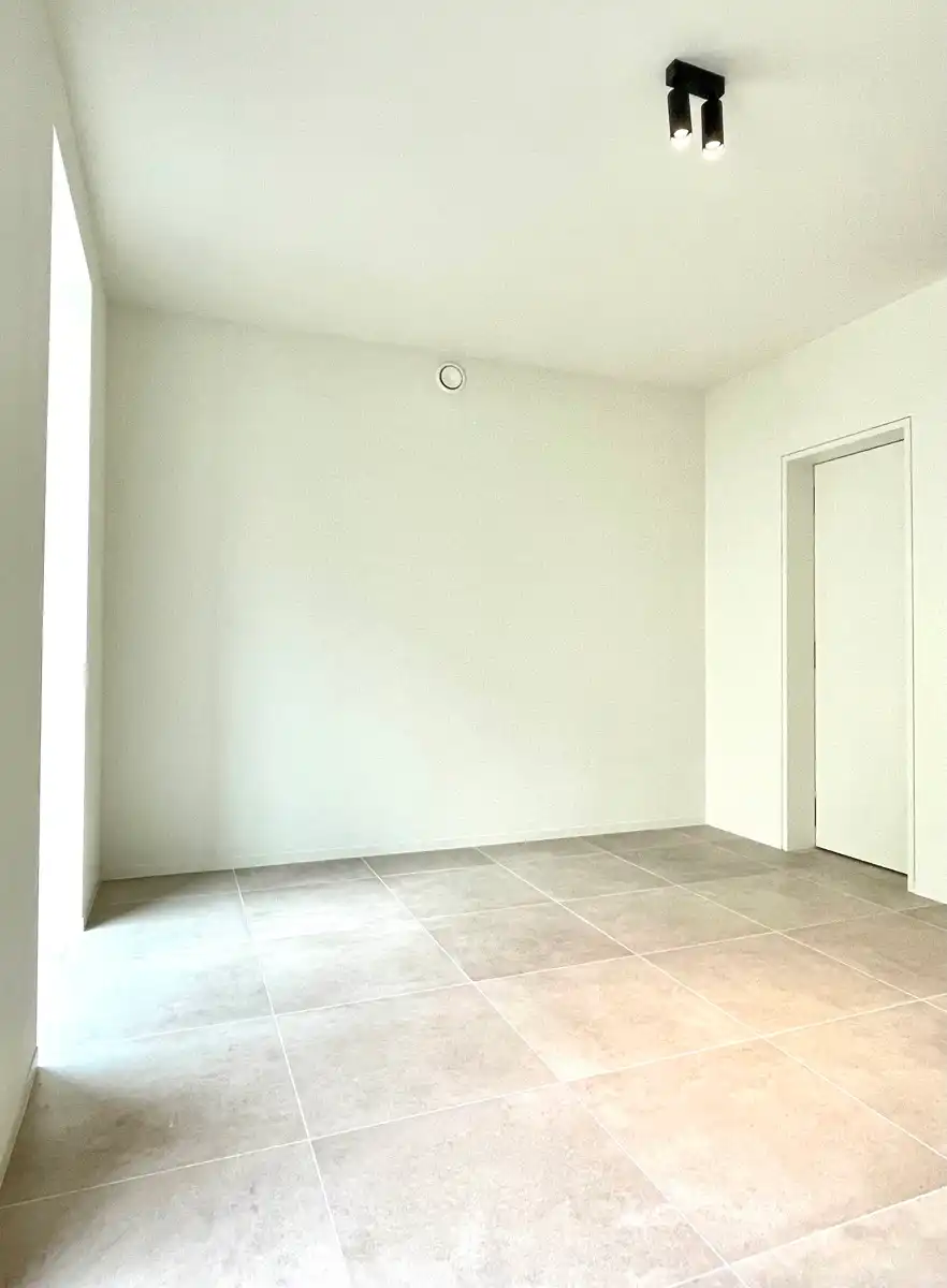 Uniek nieuwbouwappartement met zuidgerichte tuin  foto 18