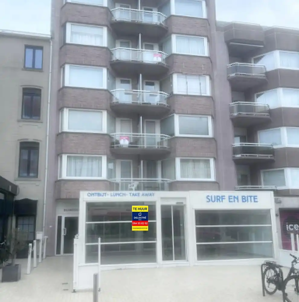 Instapklare nieuwbouw handelsruimte op A-locatie in Oostduinkerke foto 3