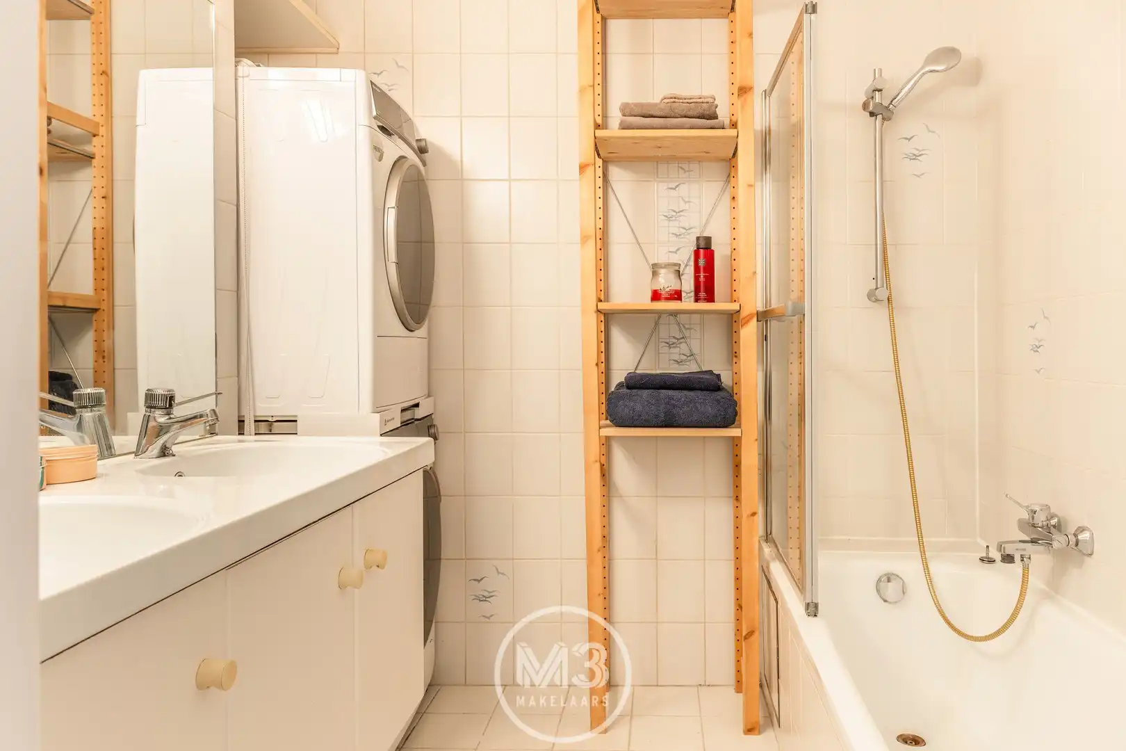 Ruim appartement met 3 slaapkamers en een ruim terras. foto 13