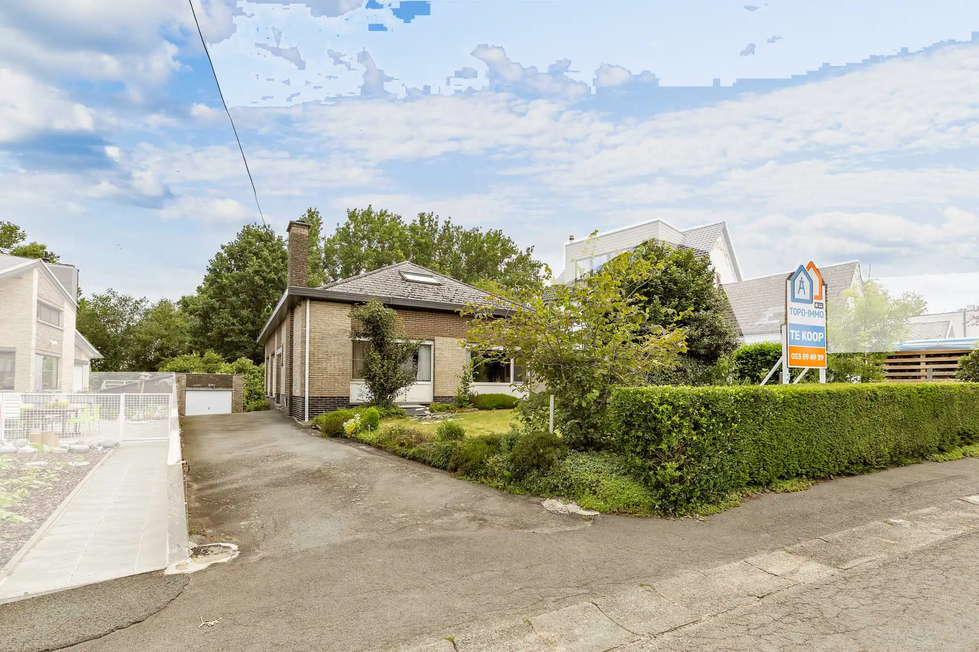 Hoofdfoto van de publicatie: Ruime bungalow met uitzonderlijk potentieel op toplocatie