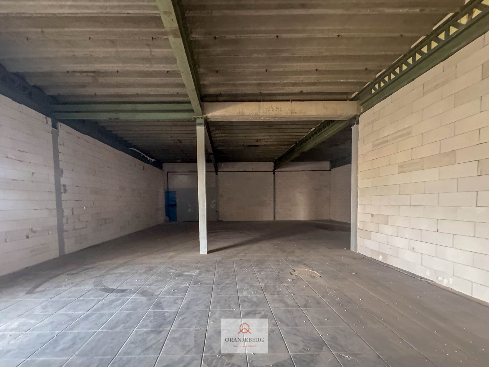 Magazijn (433,77 m²) te huur in Gent foto 9