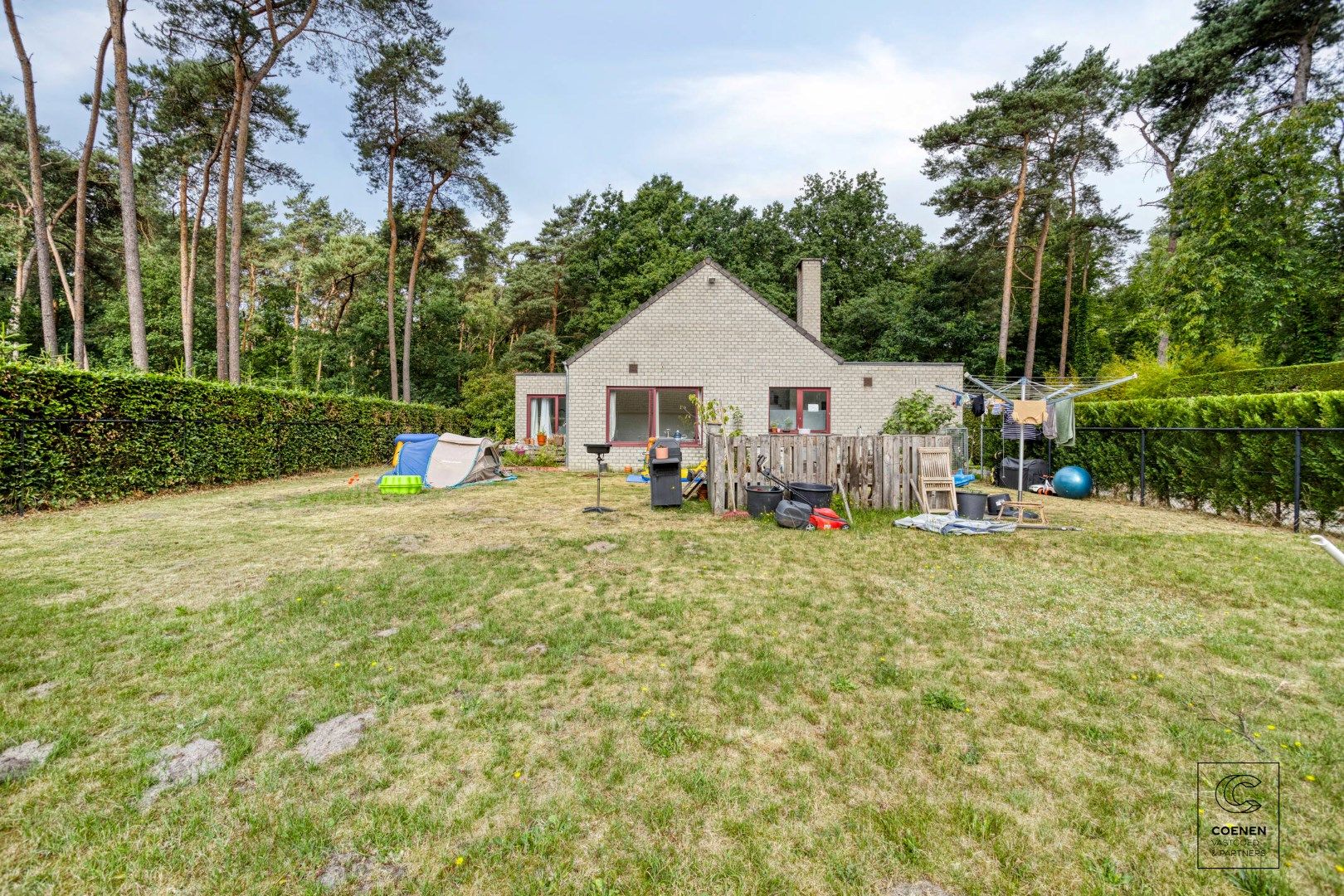 Laagbouw woning van 129 m² met drie slaapkamers op een schitterende ligging in Oelegem! foto 18