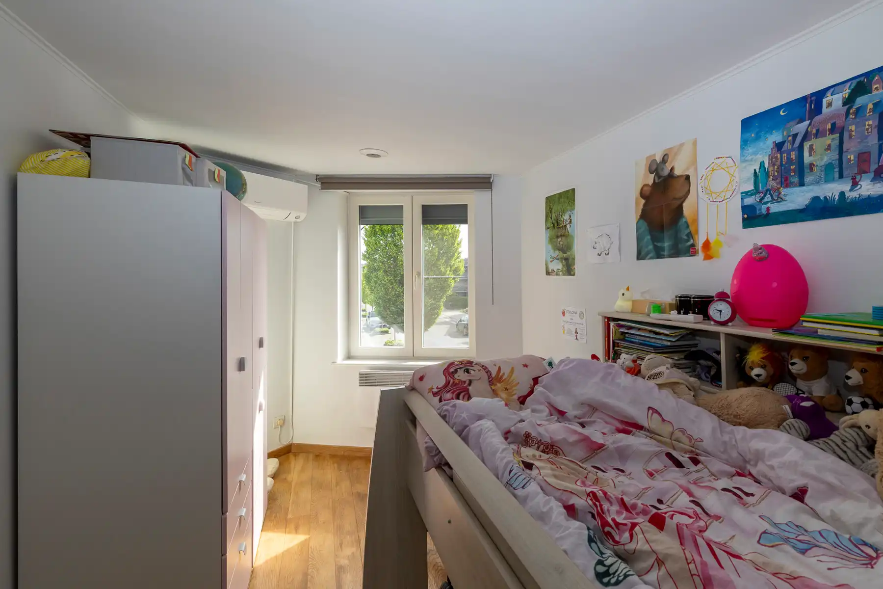 Toffe woning met 2 slaapkamers, bureau en garage foto 9