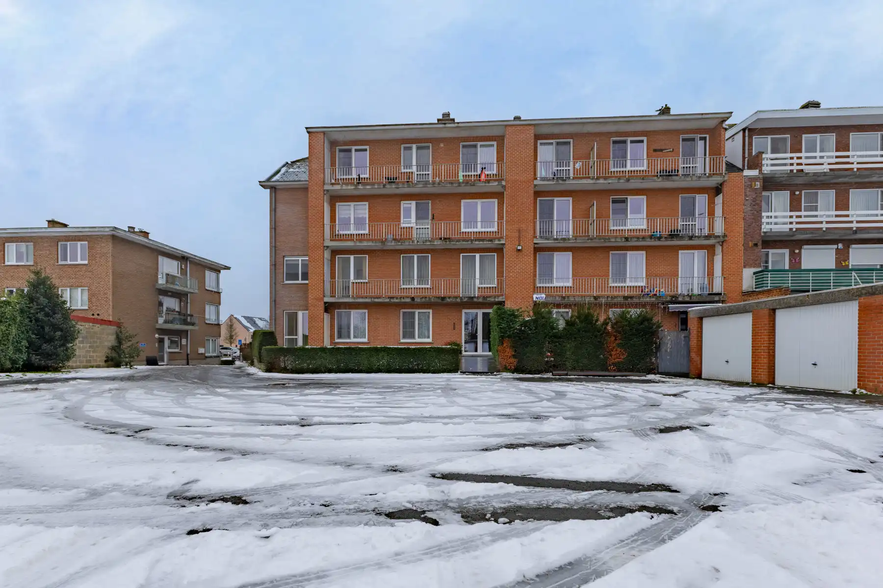 OPTIE Gunstig gelegen appartement met garage en 3 slaapkamers foto 3