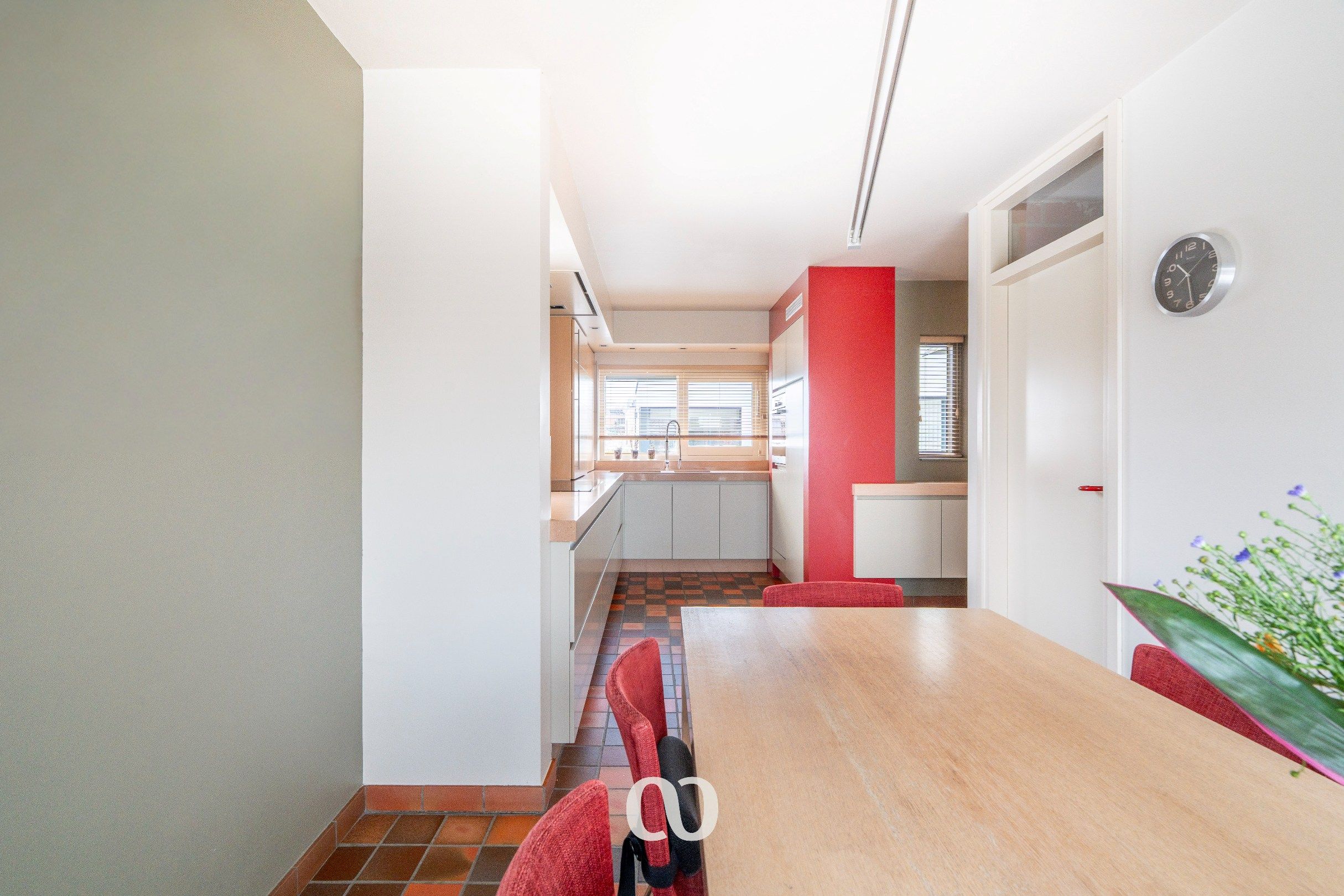 Bijzondere architectenwoning in groene en rustige omgeving foto 8