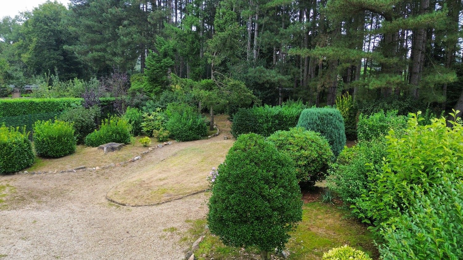 Ruim gezinshuis met grote tuin nabij centrum Zutendaal foto 15