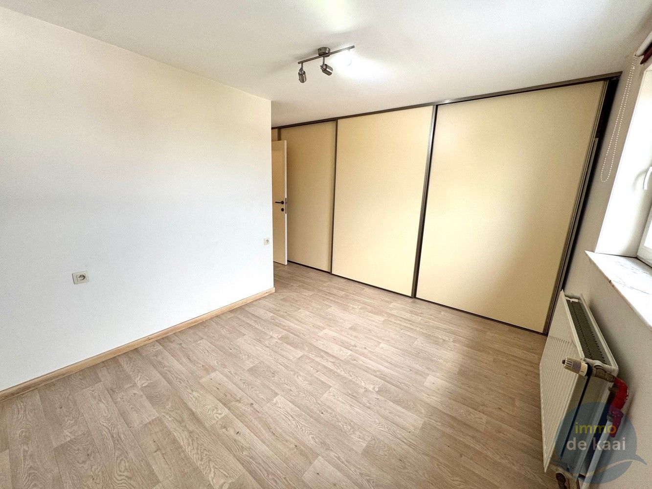 Goed gelegen duplexappartement nabij openbaar vervoer. foto 12