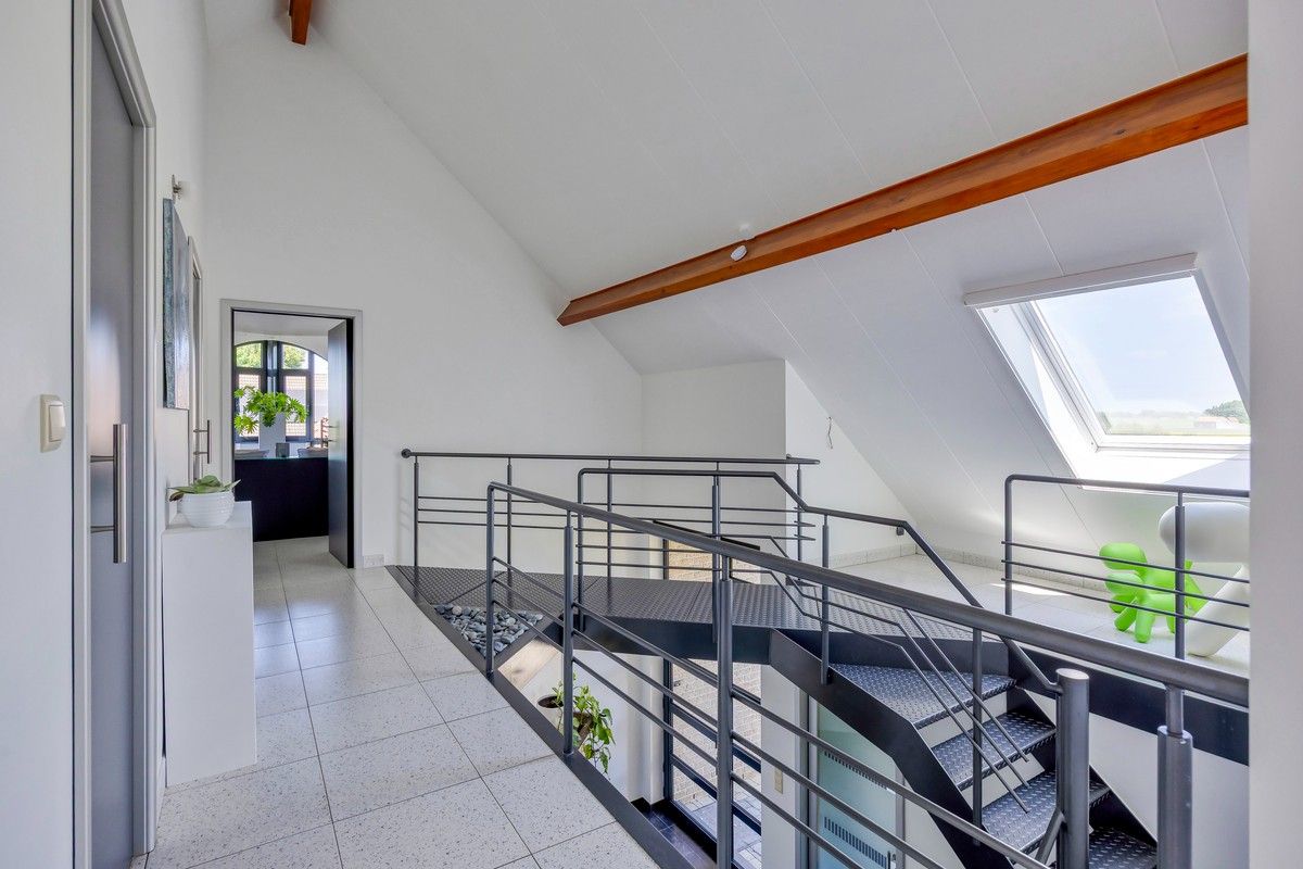 gezellige en lichtrijke villa op 9,50 are - 100 % instapklaar foto 21