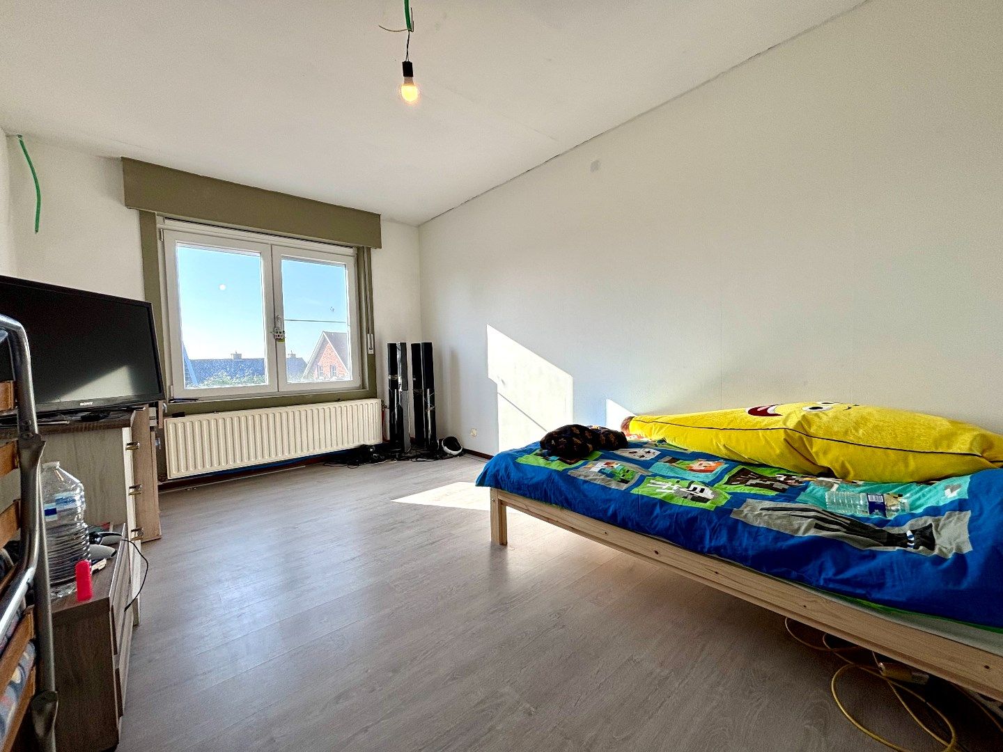 WONING MET INPANDIGE GARAGE, 3SLPKS, GUNSTIG EPC EN ACHTERUITWEG VOOR FIETSEN foto 7