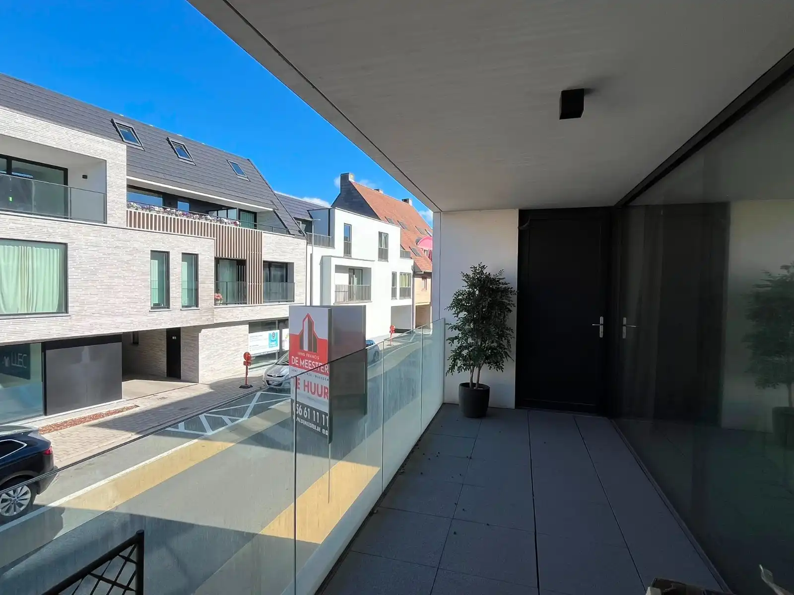 Nieuwbouwappartement met 2 slaapkamers aan de rand van het centrum foto 9