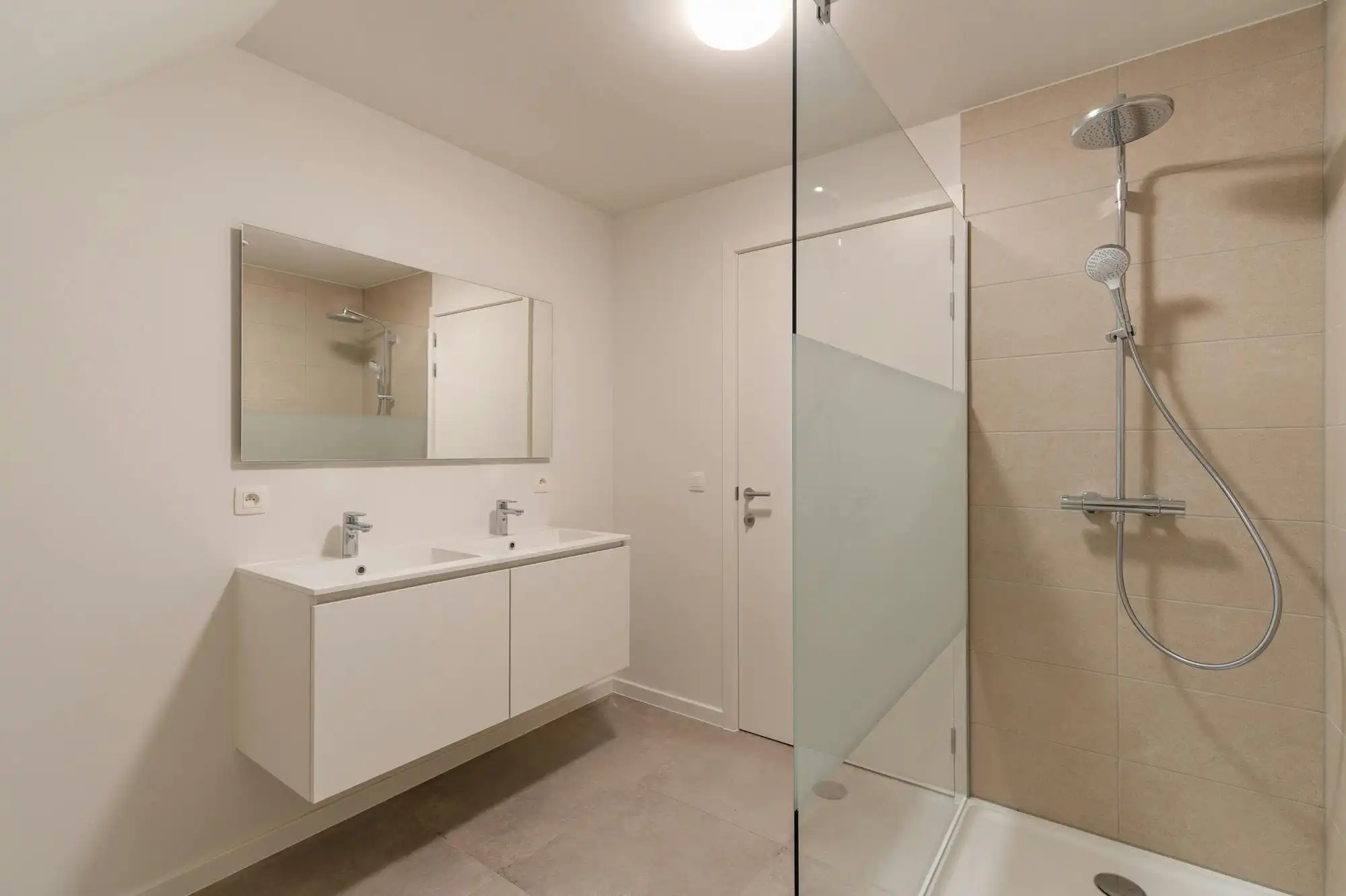 Instapklaar appartement (234 m²)  te koop in Weelde foto 30