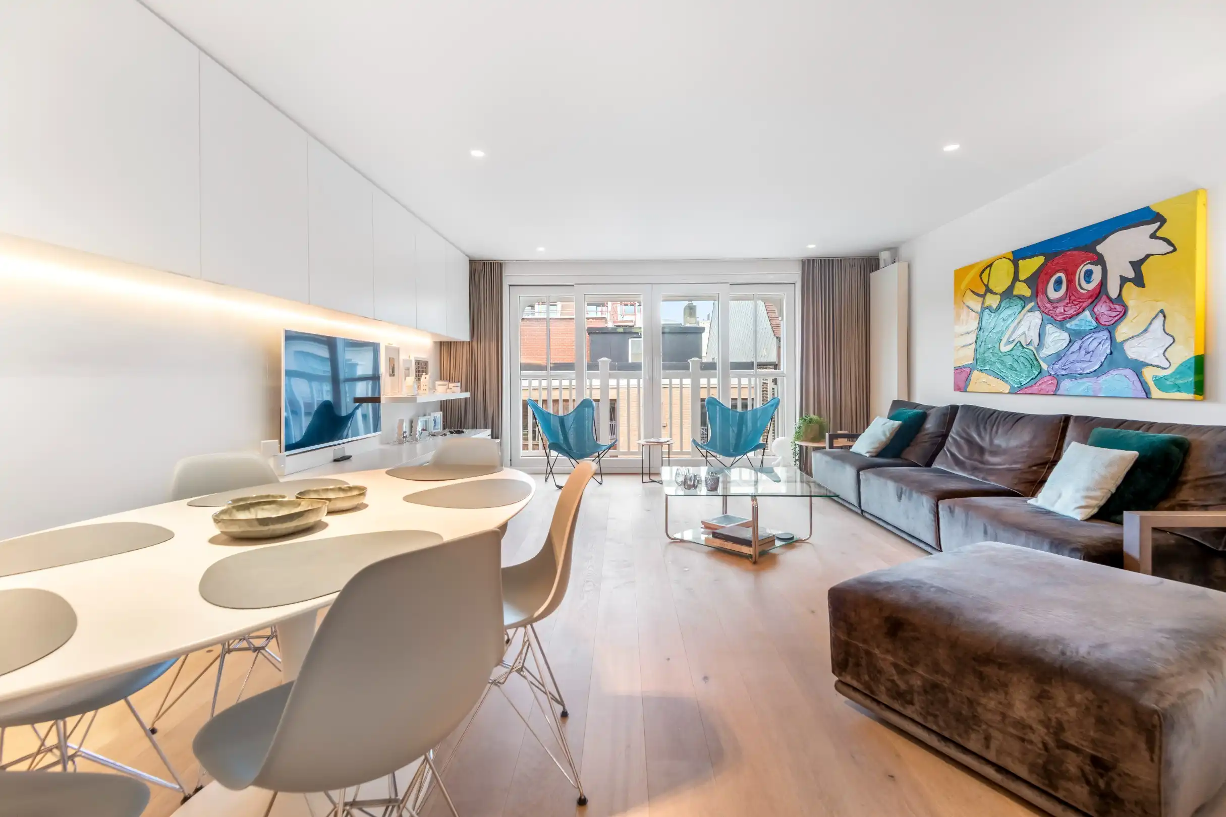 Heel mooi  luxueus afgewerkt appartement gelegen in de Kustlaan vlakbij de Zeedijk en het Driehoeksplein. foto 3