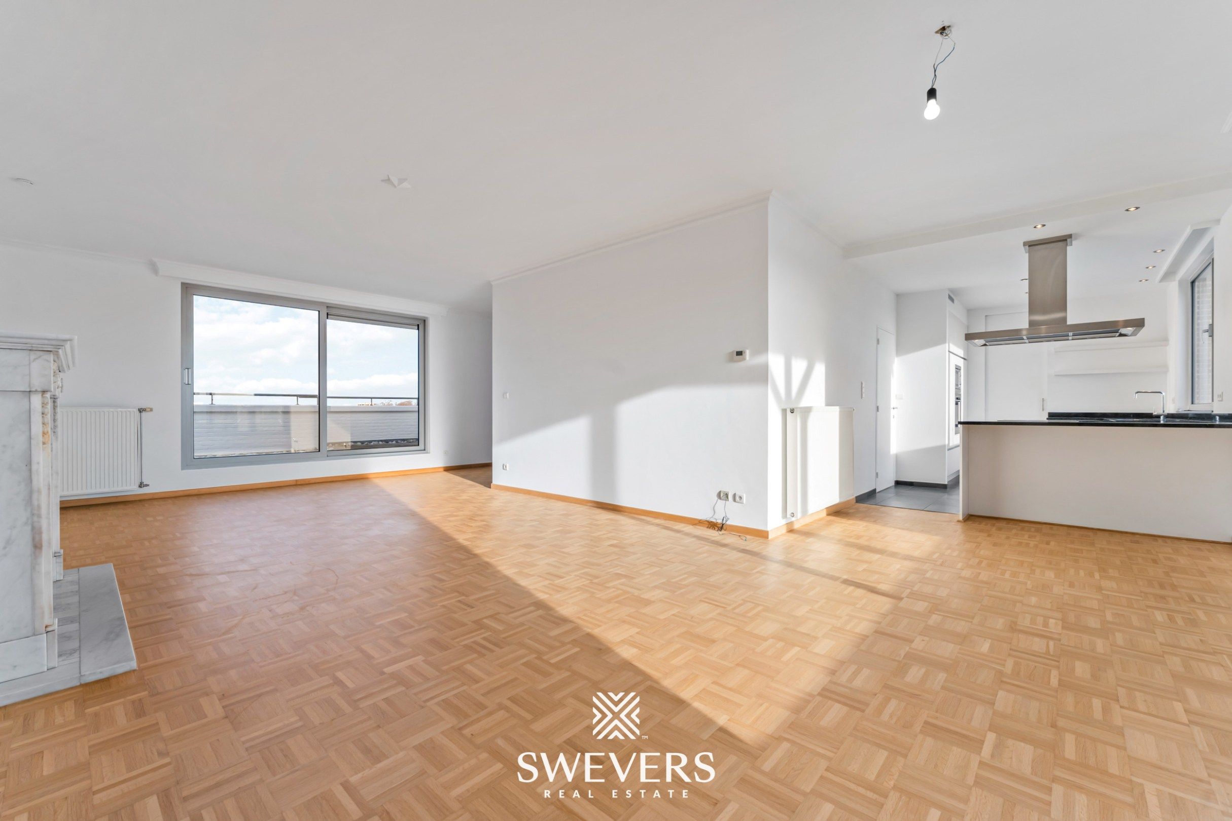 Exclusief duplex penthouse met royale terrassen in het hart van Hasselt foto 5