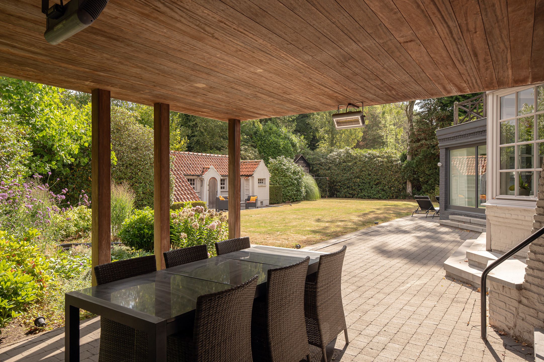 Charmante A-label vrijstaande cottagevilla op ca. 1.690 m² foto 18