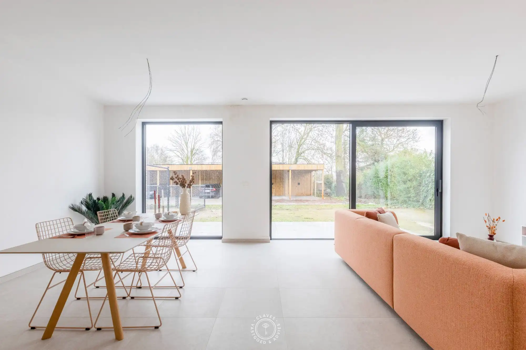 Grandioos gelijkvloers appartement met privatieve tuin foto {{pictureIndex}}