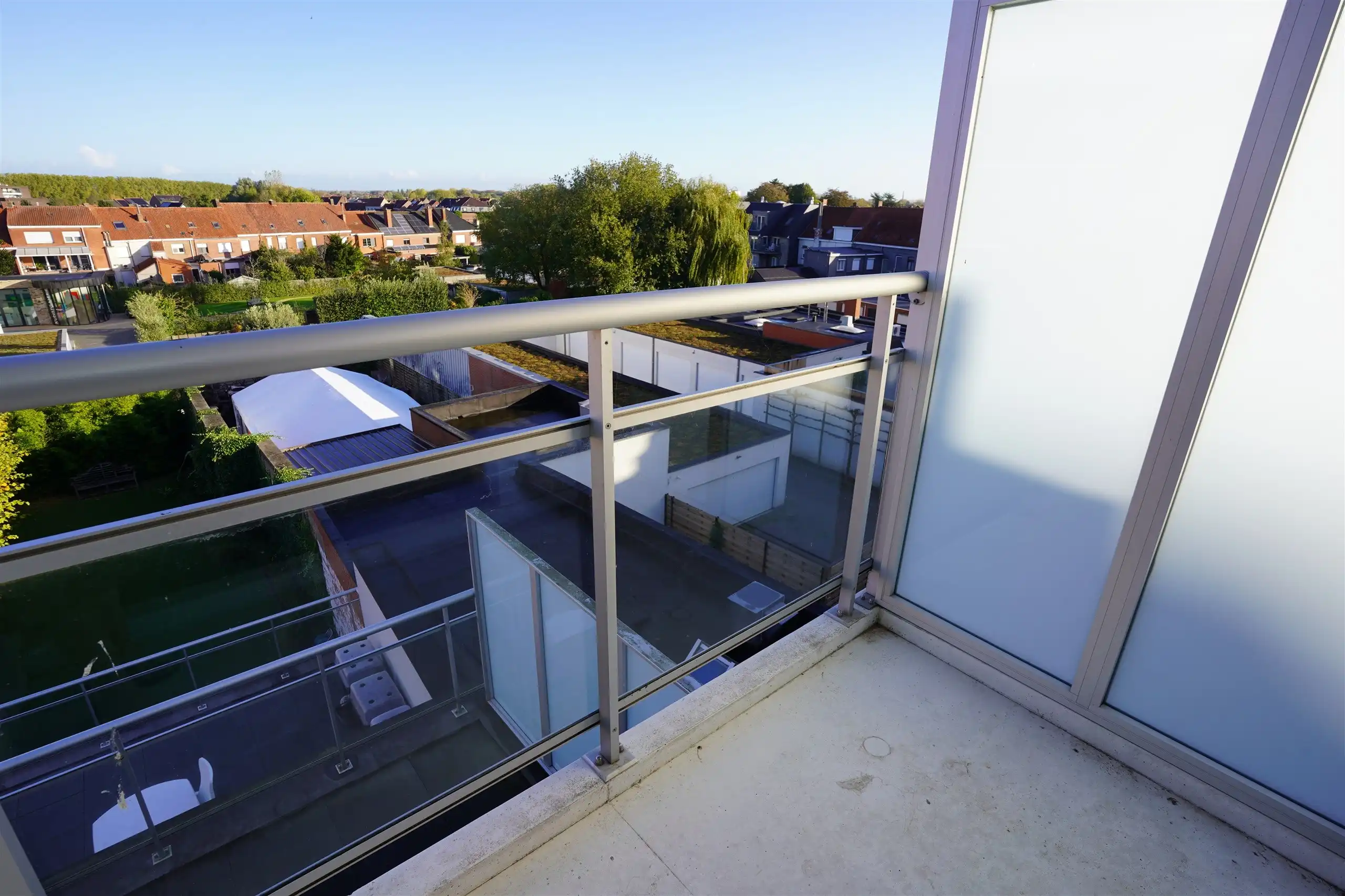 Jong dakappartement met zicht op nieuw Marktplein + garage foto 3