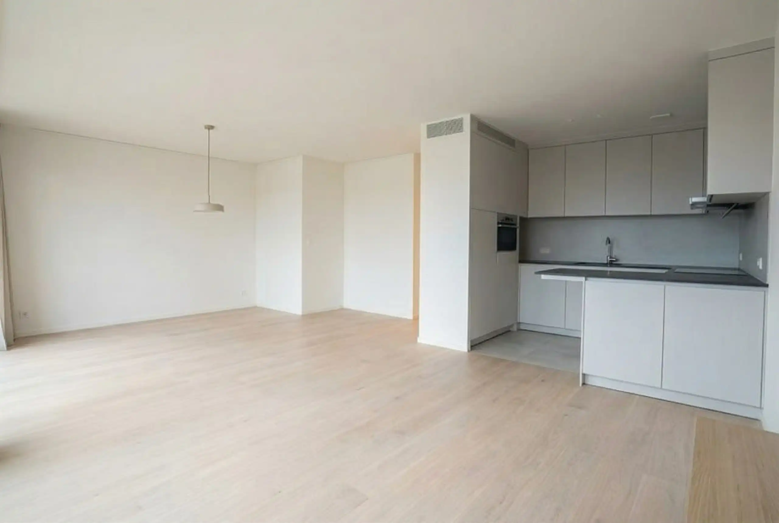 Jong dakappartement met zicht op nieuw Marktplein + garage foto 3