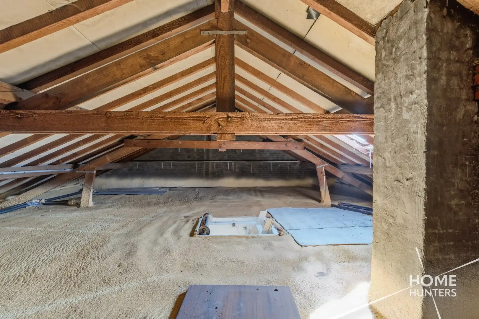 Ruime woning met oprit, garage, gunstig EPC en maar liefst 5 slaapkamers foto 20