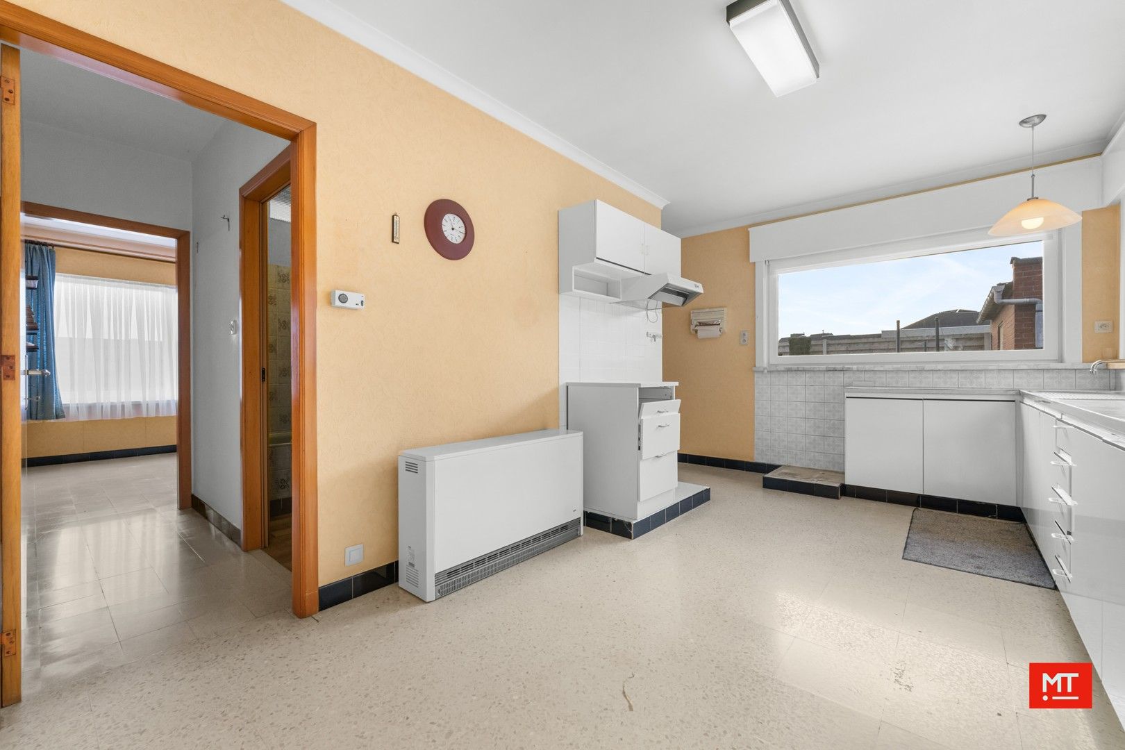 Kloeke, alleenstaande woning met 4 slaapkamers (+ mogelijk), Zuidgerichte tuin en garage foto 7