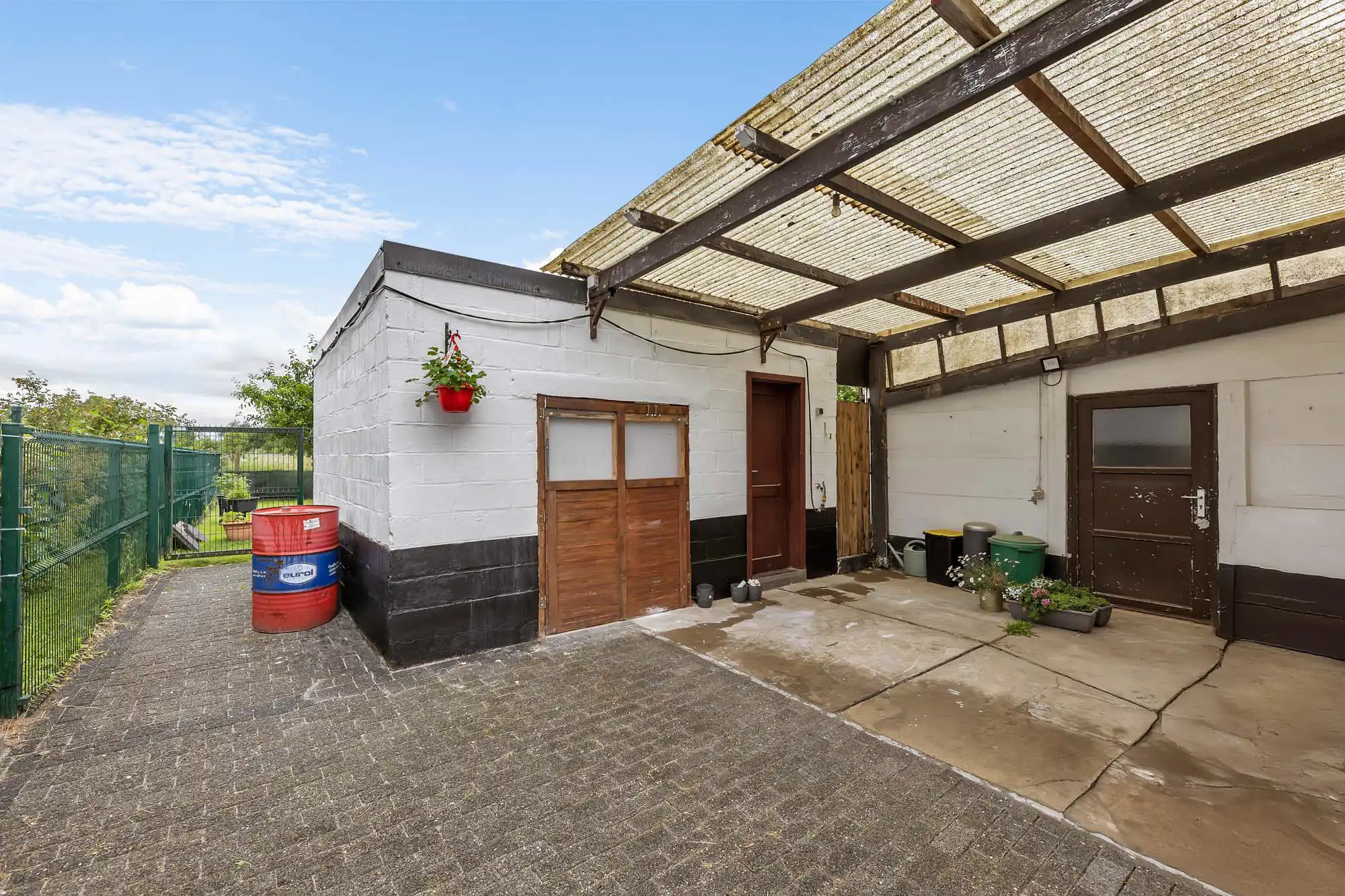 Instapklare woning met tuin te Wambeek foto 15