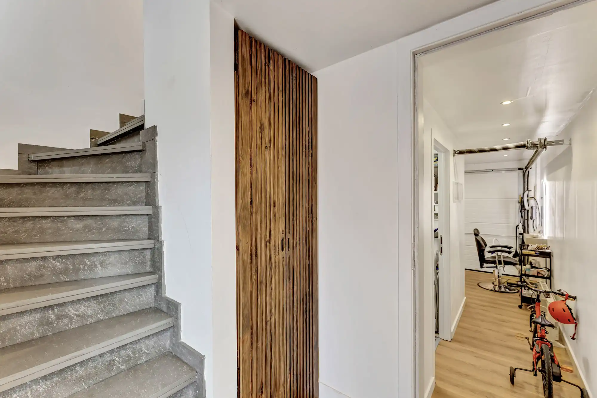 Instapklaar appartement met twee slaapkamers en garage foto 17