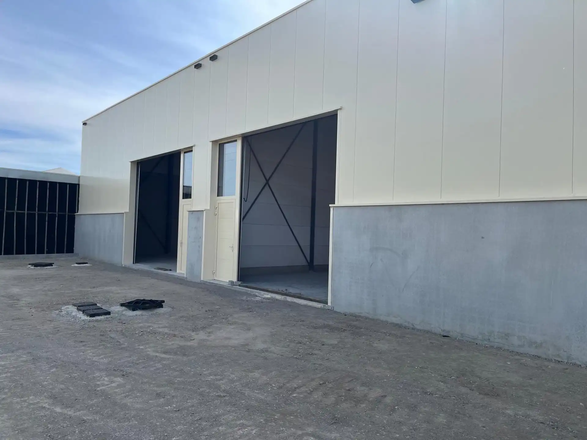 KMO - unit van 253 m². foto 3