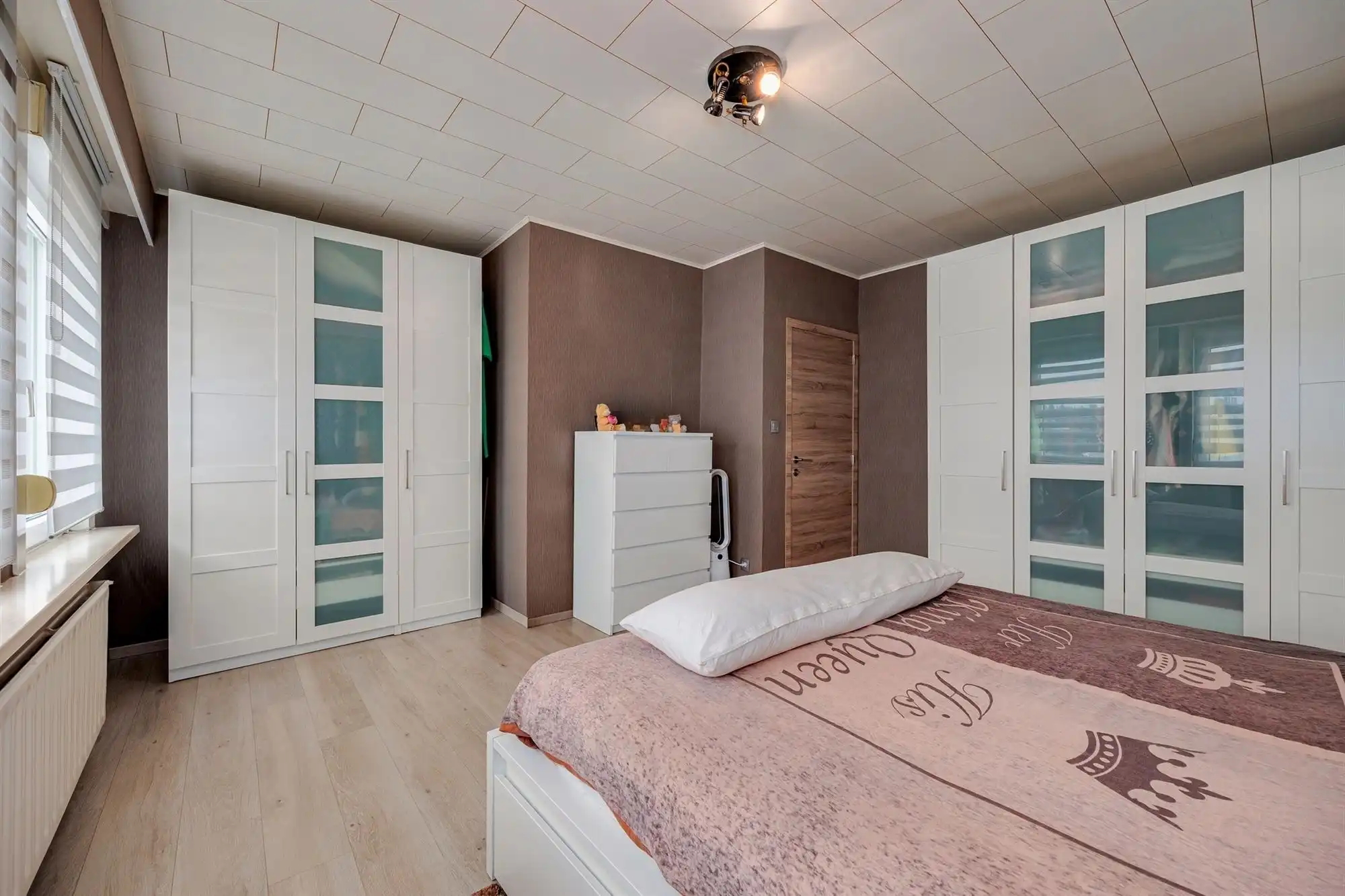 Leuke instapklare woning met 3 slk, garage  en een zonnige tuin foto 16