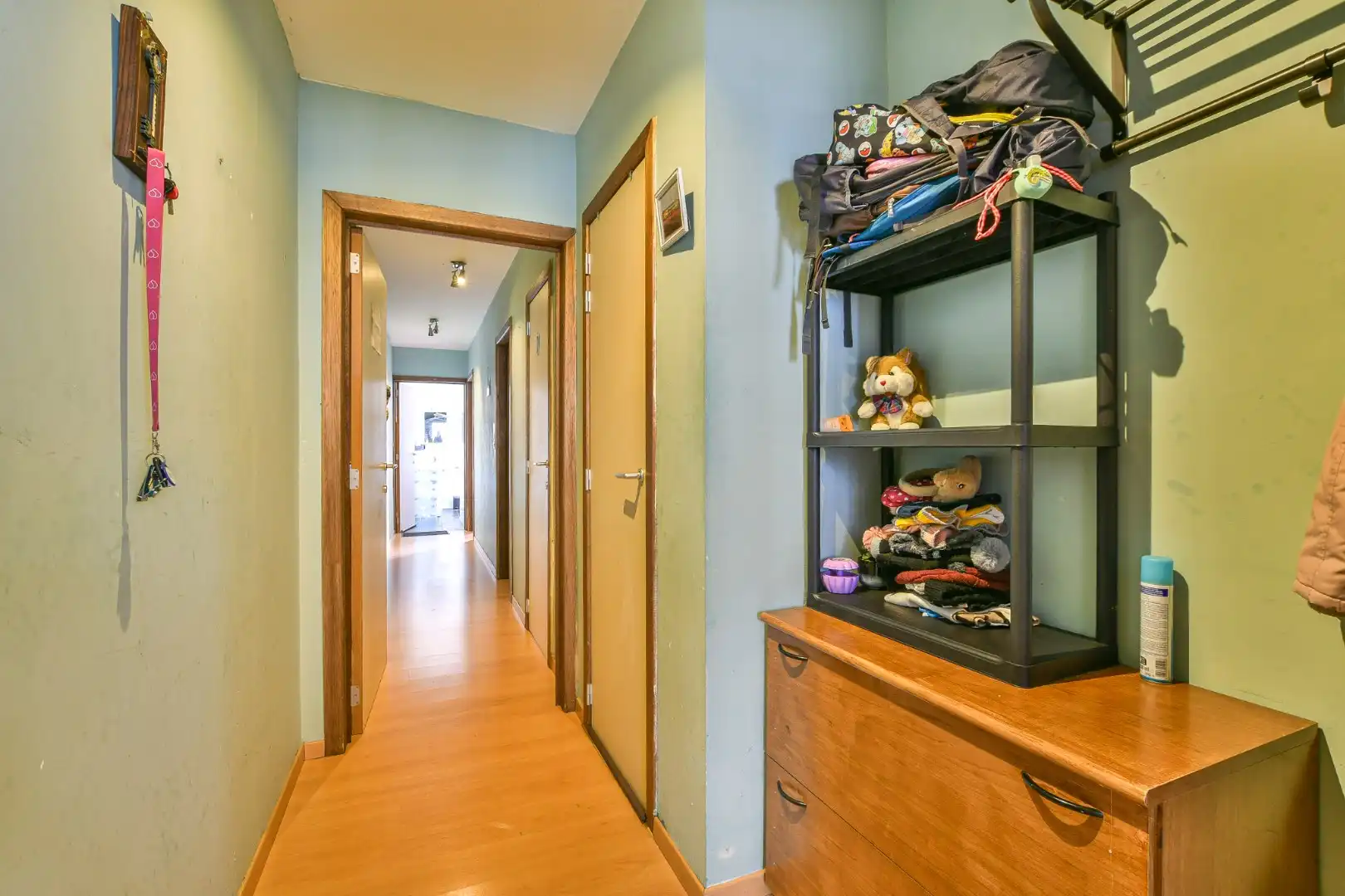 Instapklaar 2-slaapkamerappartement in centrum Blankenberge foto 11