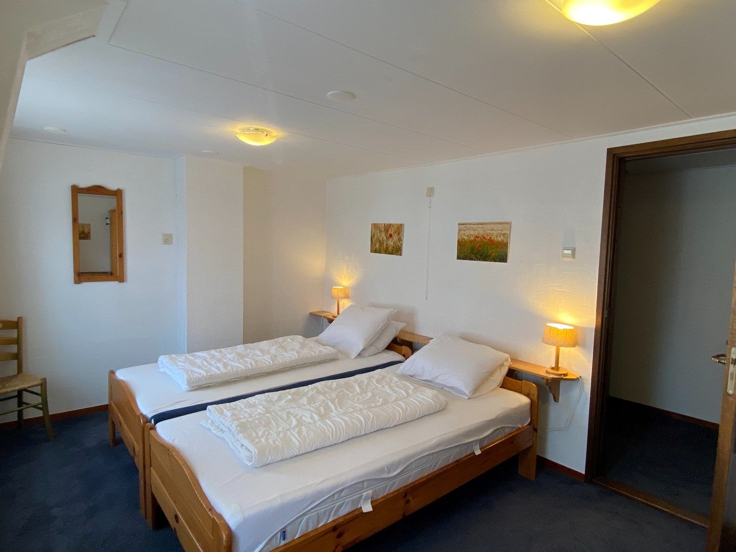 Tussenwoning met groene private tuin foto 9