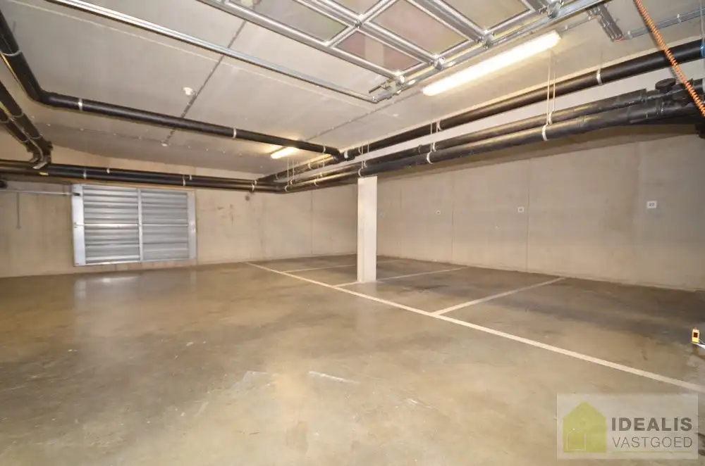 RUIME EN AFGESLOTEN PARKEERPLAATS IN HARTJE PELT ALS ONDERDEEL VAN DE ONDERGRONDSE PARKEERGARAGE FORTE! foto 4