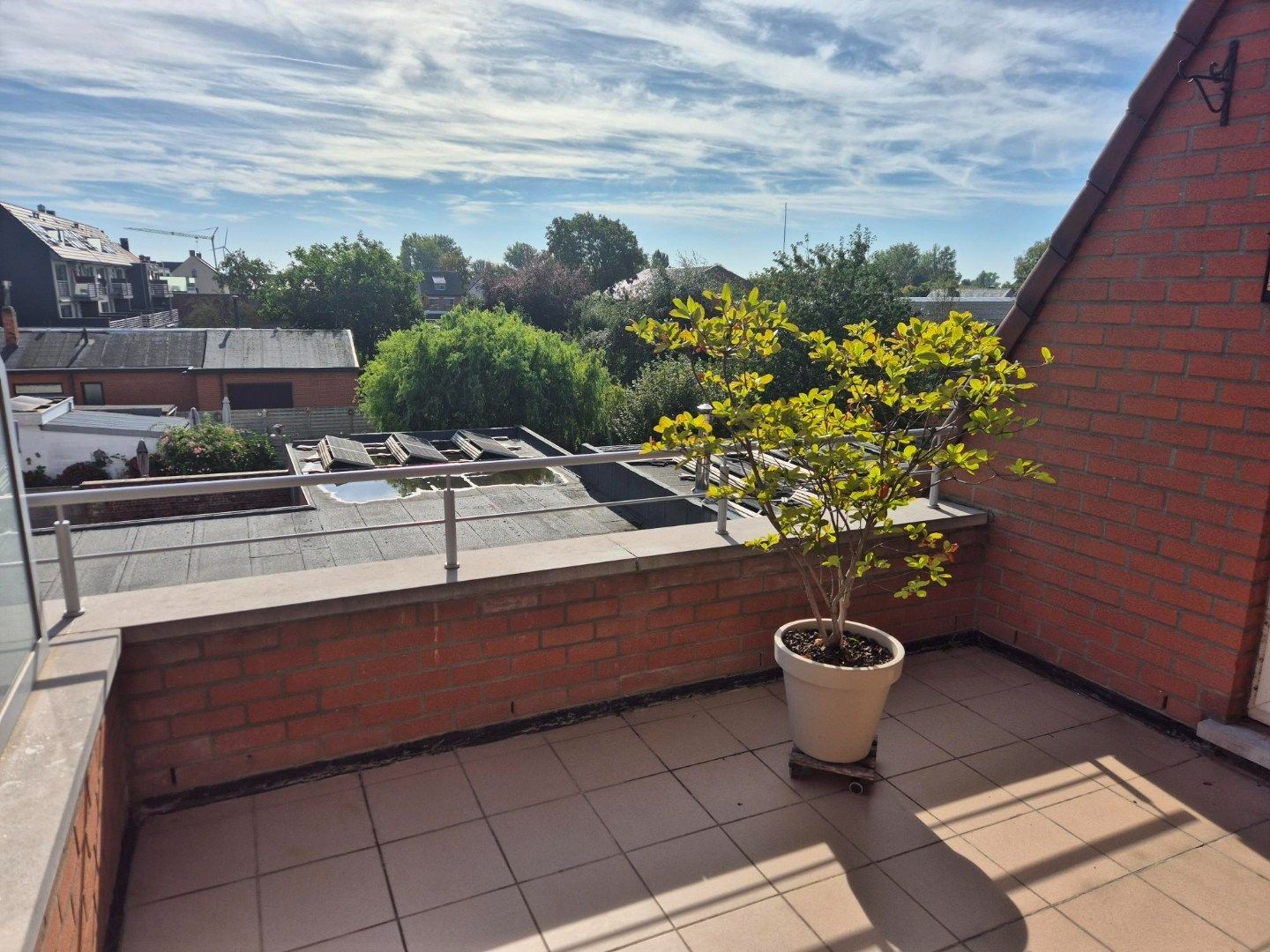 Ruim duplex-appartement met garage te Zulte foto 15