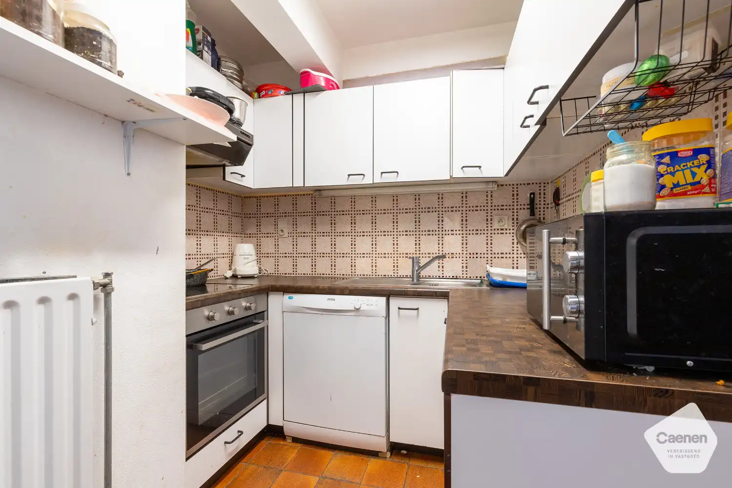 Ruim en volwaardig woonappartement met 3 slaapkamers op een rustige locatie foto 4