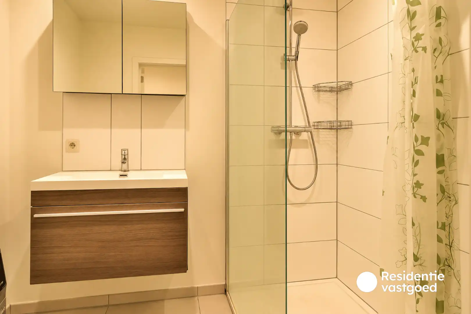 Recent appartement in het centrum van Roeselare! foto 6