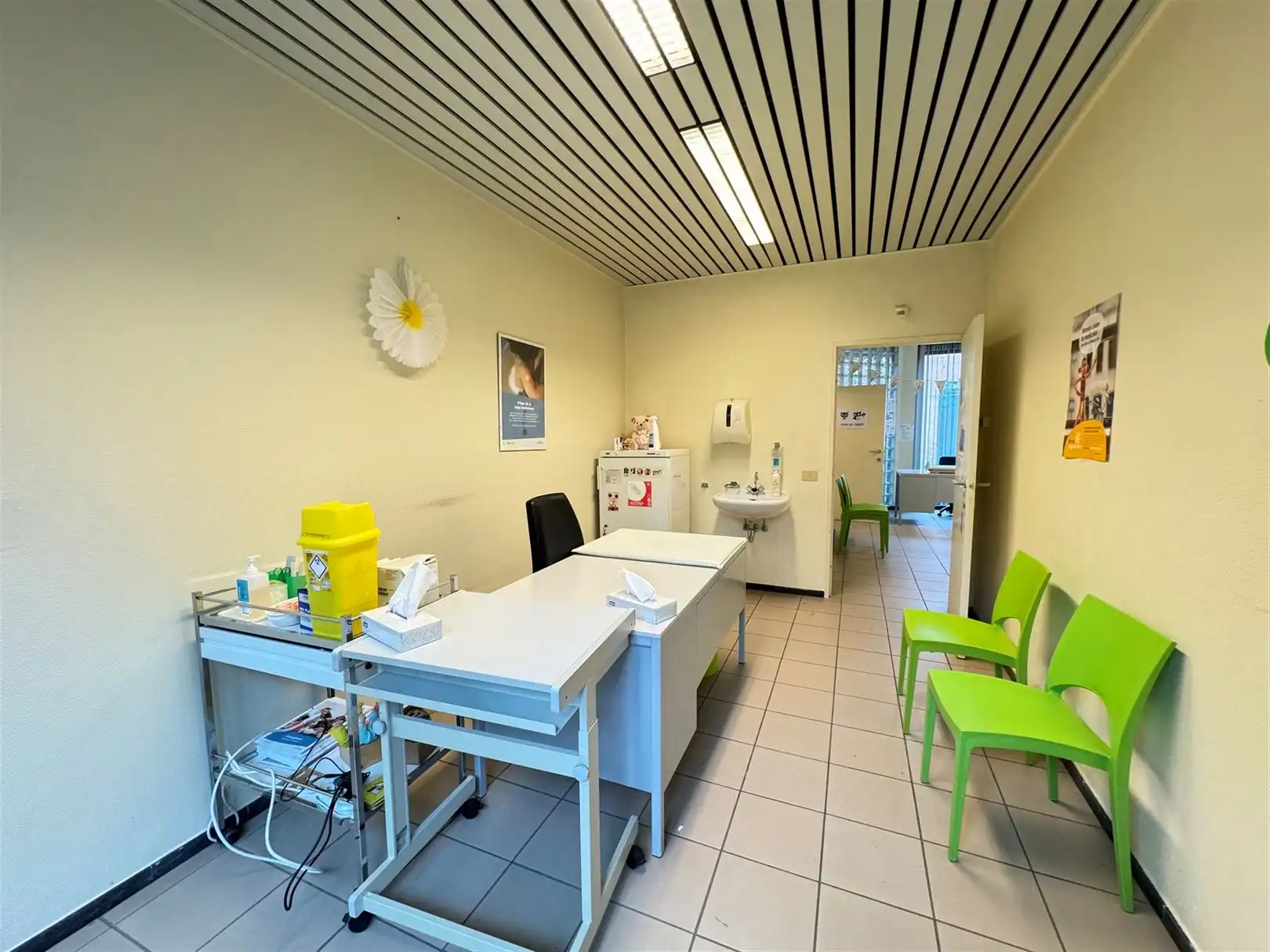 Kantoorruimte te Grobbendonk! foto 9