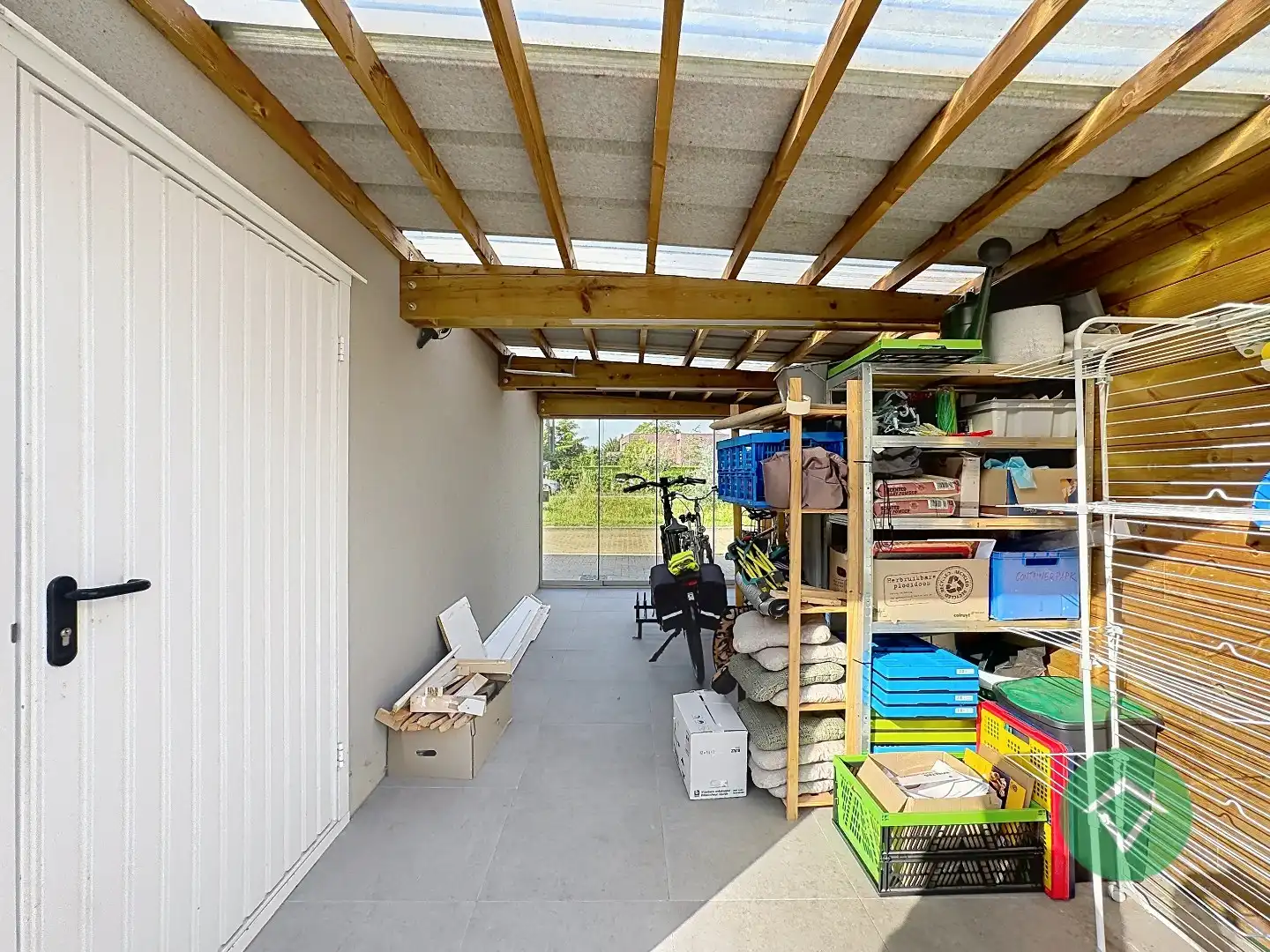 Recente gezinswoning (2019) met zonnige tuin en uitweg achteraan - instapklare topper. foto 40