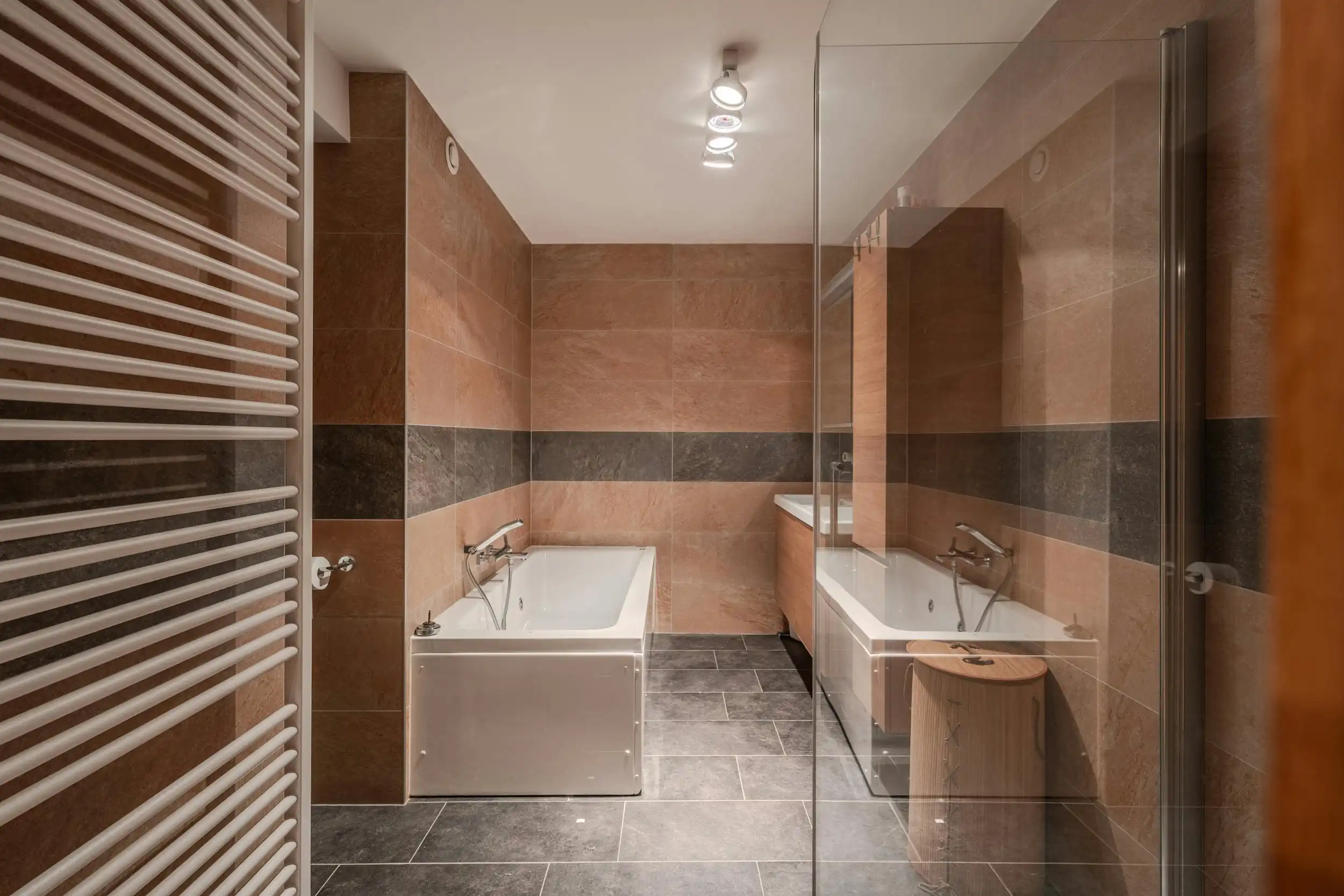 Ruim 3-slaapkamerappartement vlakbij het strand te Oostende foto 12