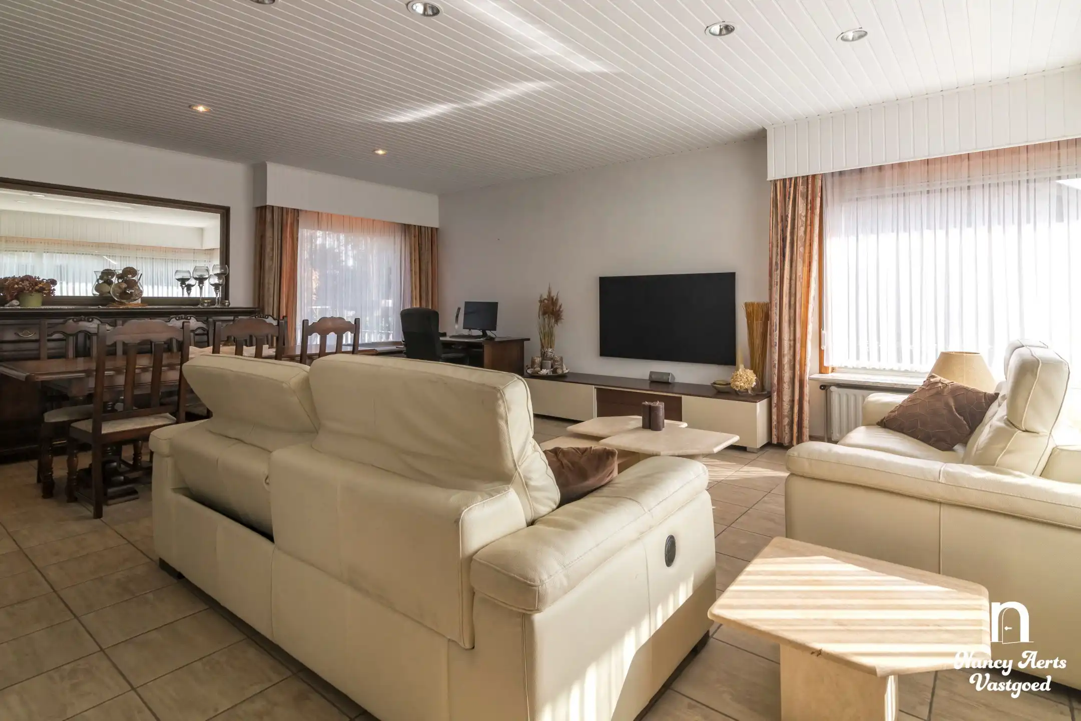 Goed onderhouden gezinswoning met grote tuin foto 34