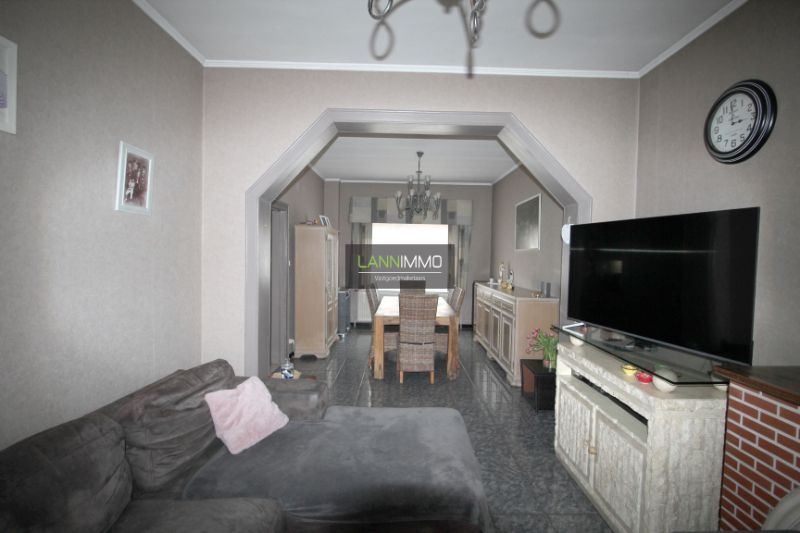 Ruime woning met weide en boomgaard foto 5