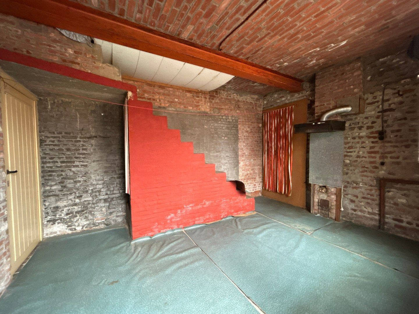 Verrassend ruim renovatiepand te Wespelaar  foto 9