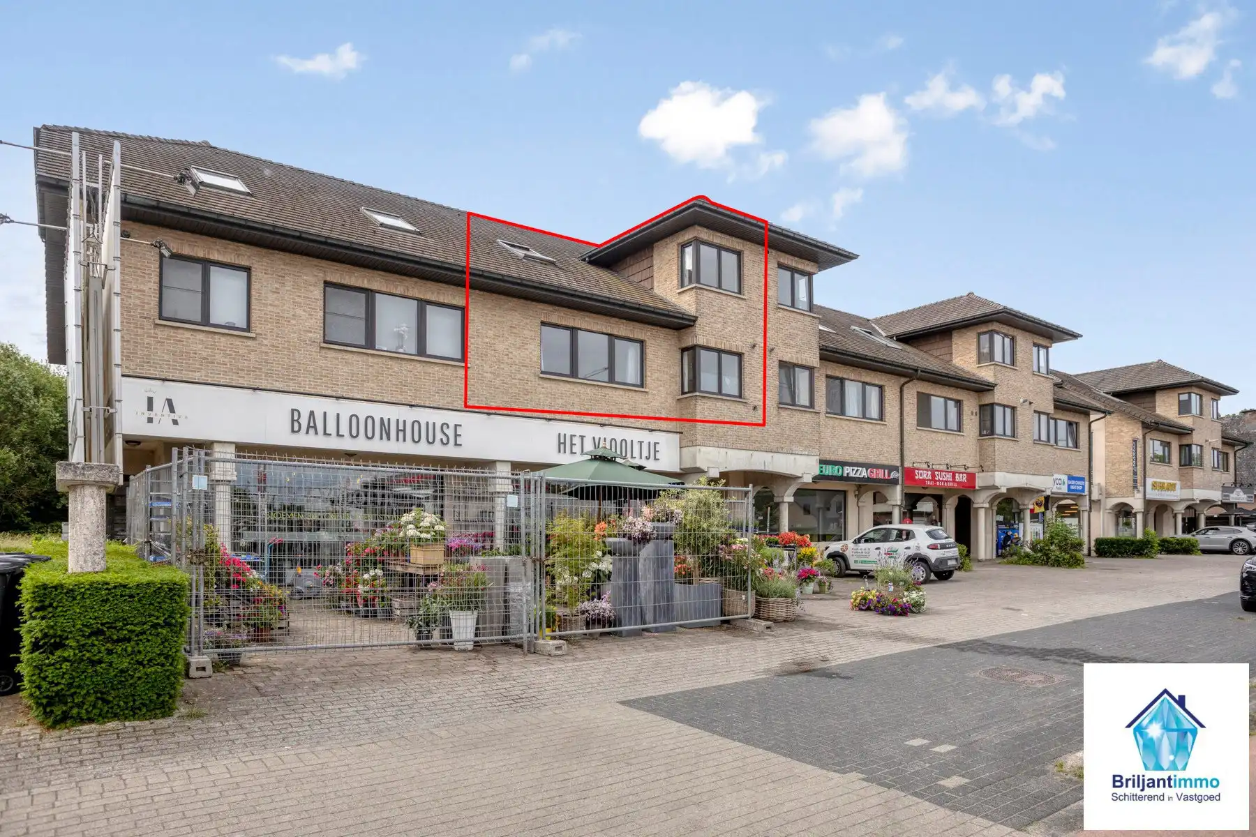 Centraal gelegen duplex APP met 2 slp en staanplaats foto {{pictureIndex}}